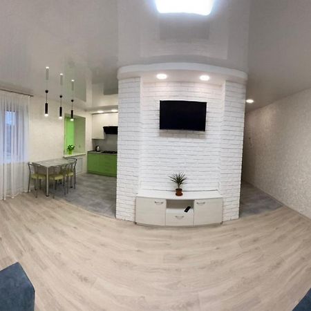 Suite Mira Avenue Center Двухкомнатная Квартира В Центре Возле Тц Цум Cherníhiv Exterior foto