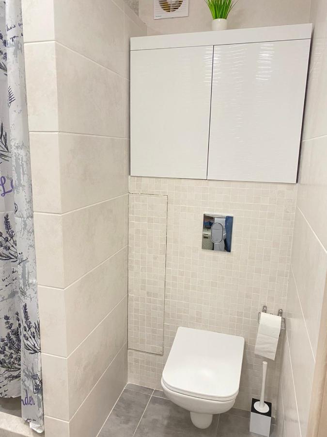 Suite Mira Avenue Center Двухкомнатная Квартира В Центре Возле Тц Цум Cherníhiv Exterior foto